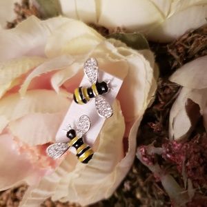 Incredibly Detailed 18KP Oil Pained CZ BEE EARRING